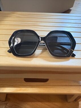 NWT Anthropologie Women’s Black Geometric Sunglasses